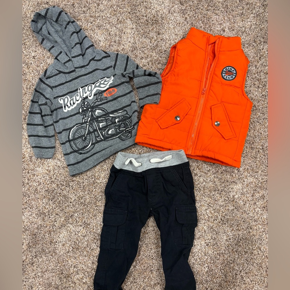 Kids Headquarters Gray and Orange Racing Set